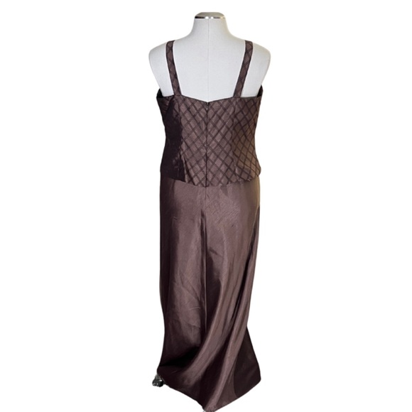 Jessica Howard brown floor-length evening dress shoulder straps flare skirt 14 - Picture 2 of 15